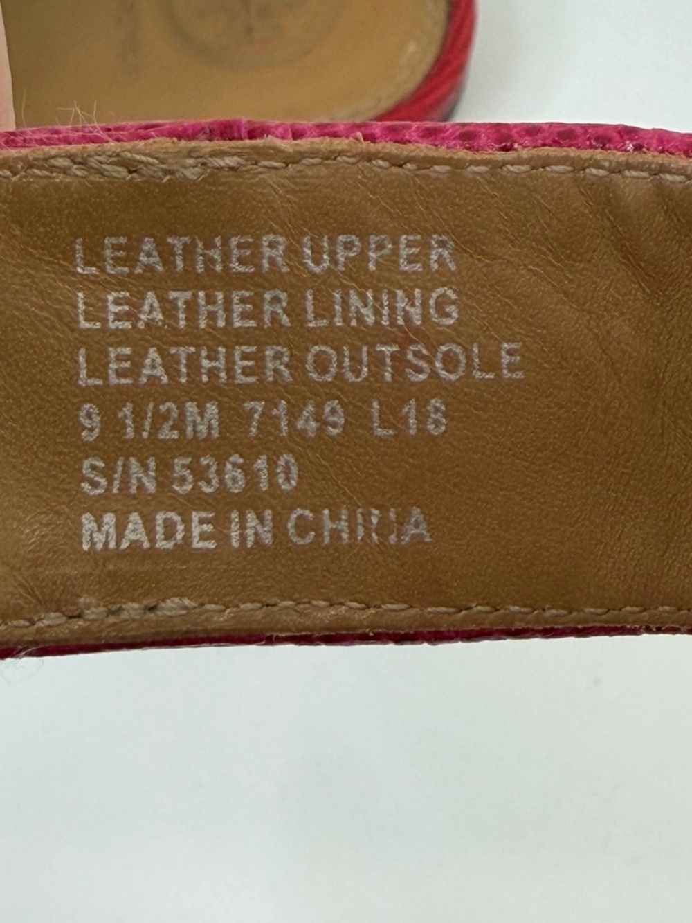 Tory Burch Kira Thong Sandals Tejus Embossed Leather Size 9.5 vacation summer - Picture 12 of 15
